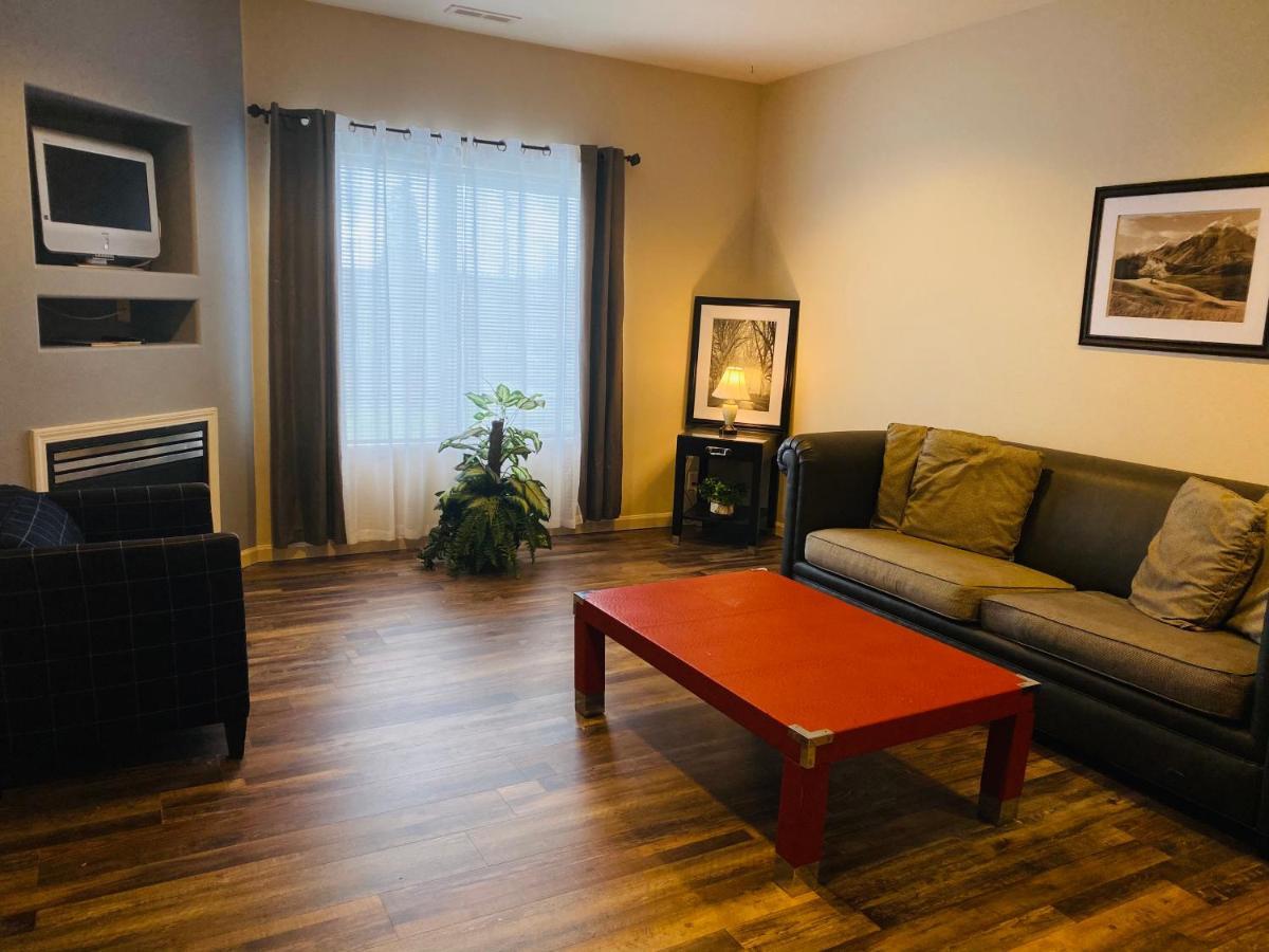 Orca Inn Suites Ferndale Bagian luar foto