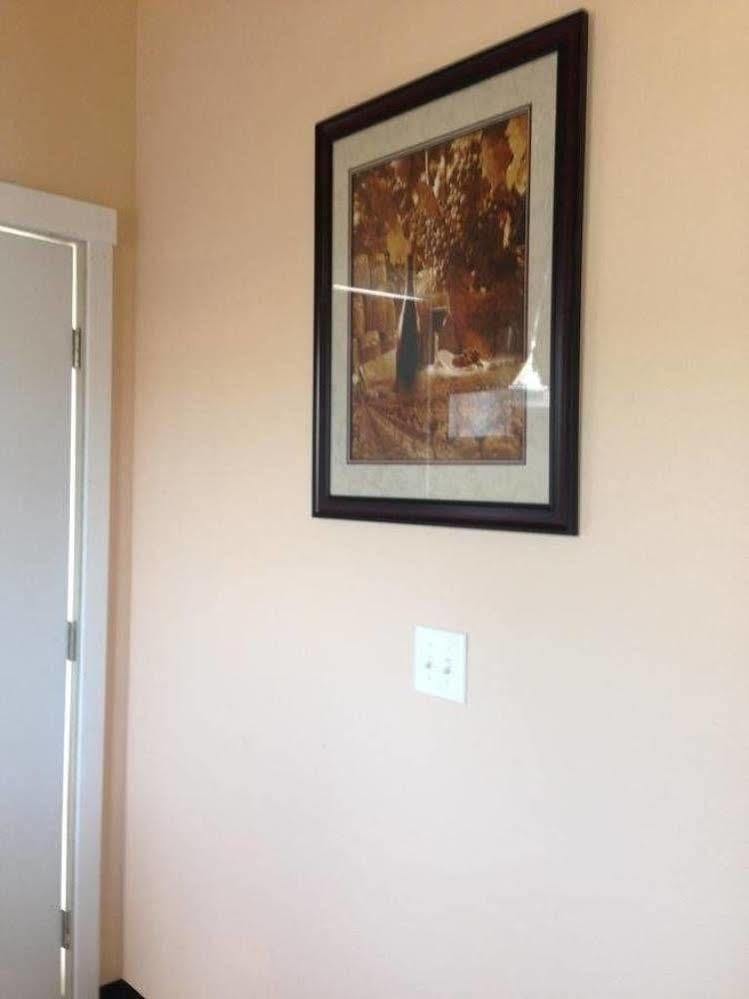 Orca Inn Suites Ferndale Bagian luar foto