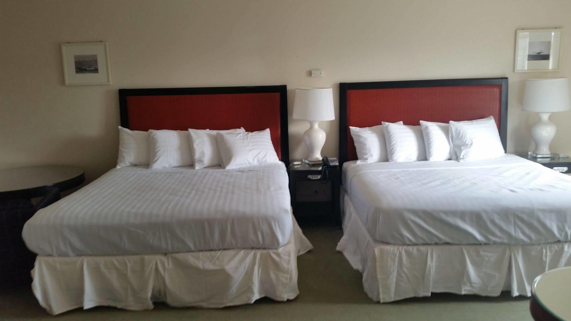 Orca Inn Suites Ferndale Bagian luar foto