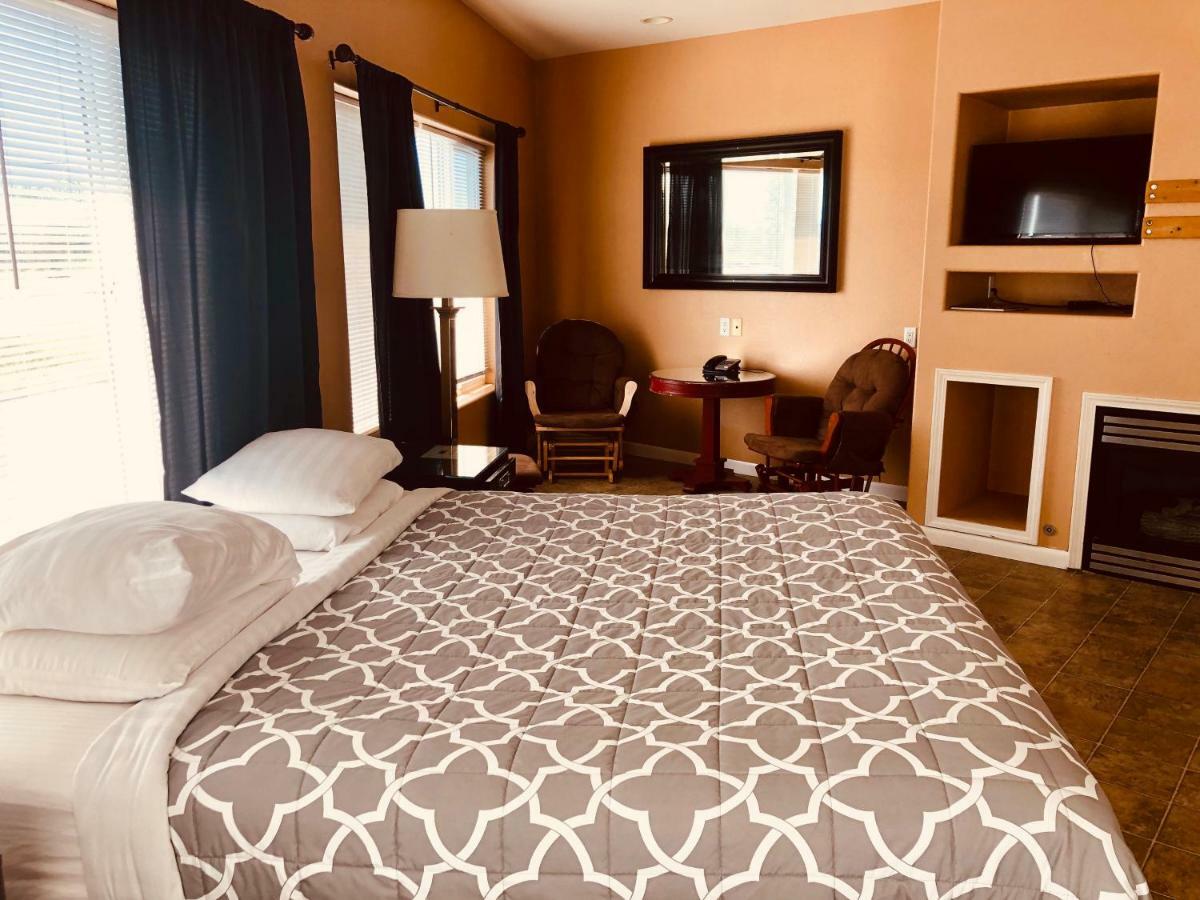 Orca Inn Suites Ferndale Bagian luar foto