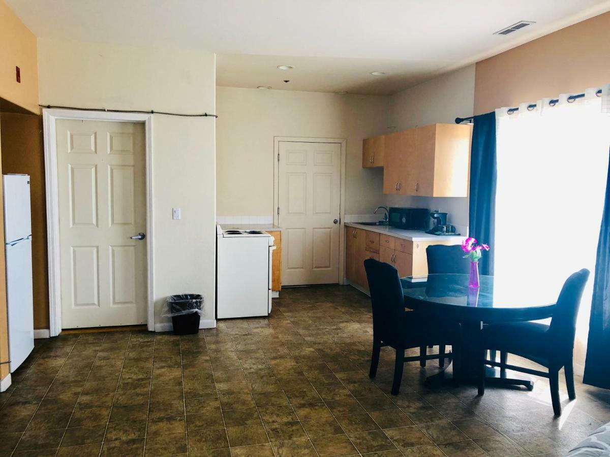 Orca Inn Suites Ferndale Bagian luar foto