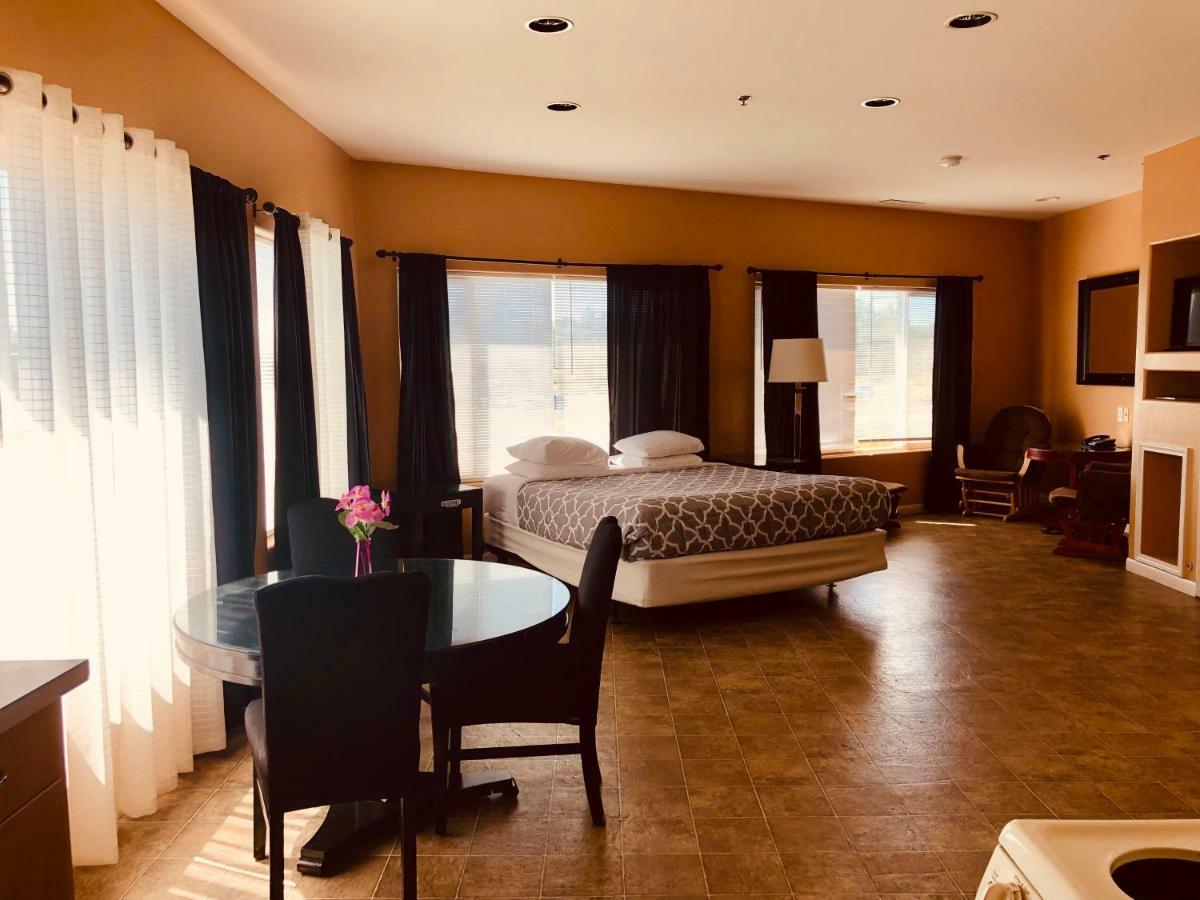 Orca Inn Suites Ferndale Bagian luar foto