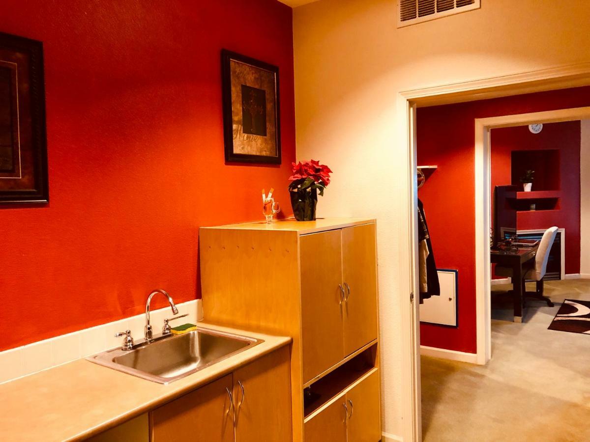 Orca Inn Suites Ferndale Bagian luar foto